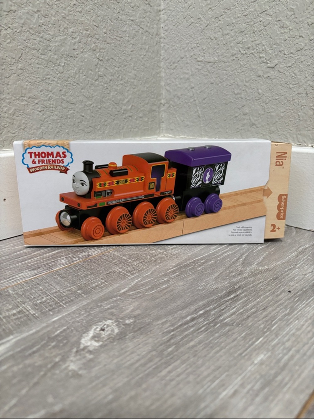 HTF! NIB Nia & Tender HBK23